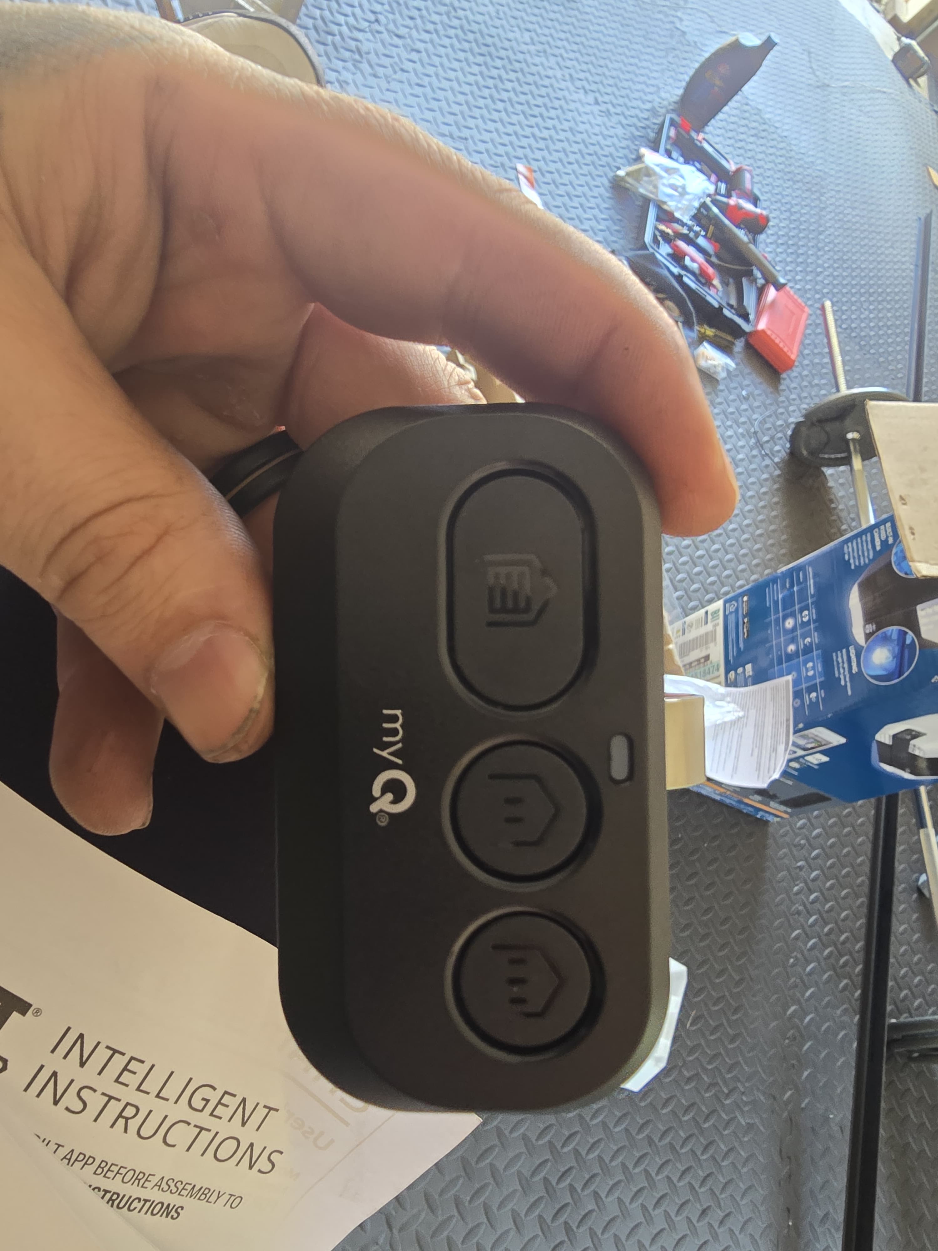 Connecting controls and remotes.
